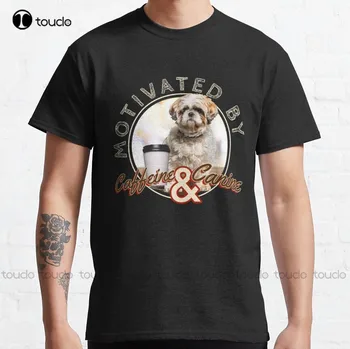 Мотивированный кофеином И Собаками - Классическая футболка для собак Tshirt Для мужчин, изготовленные на заказ футболки Aldult для подростков, Унисекс с цифровой печатью, Новые